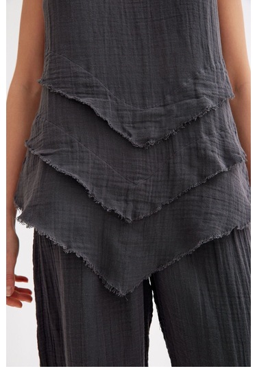 Pamuk Müslin Üçgen Bluz - Şık Ve Rahat Yaz Tasarımı Antrasit