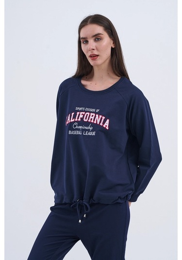 Trend Kadın Dan Yeni Sezonun Gözdesi Sweatshirt Lacivert