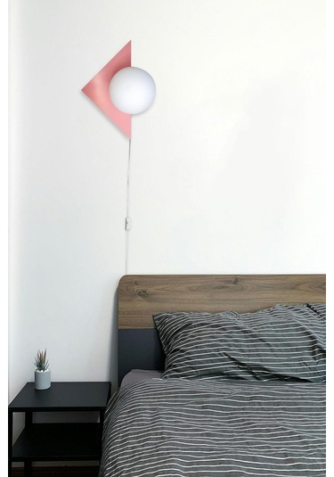 Üçgen Aplik Fişli Pembe