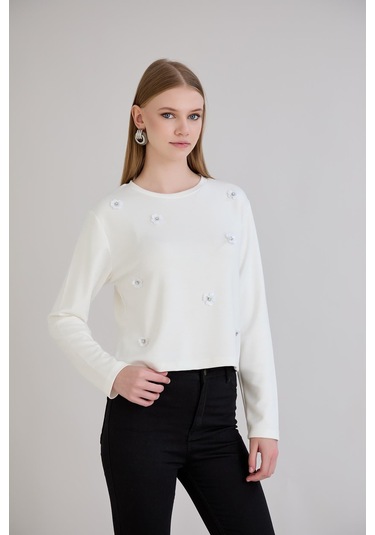Sortie Collection Çiçek Aksesuarlı Modal Bluz Ekru