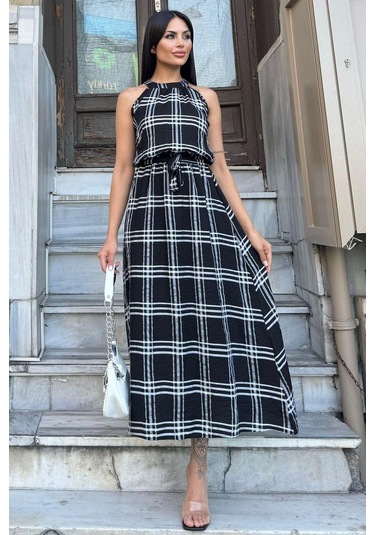 Kadın Siyah Ekose Desenli, Halter Yaka, Kendinden Kemerli Uzun Salaş Elbise Siyah