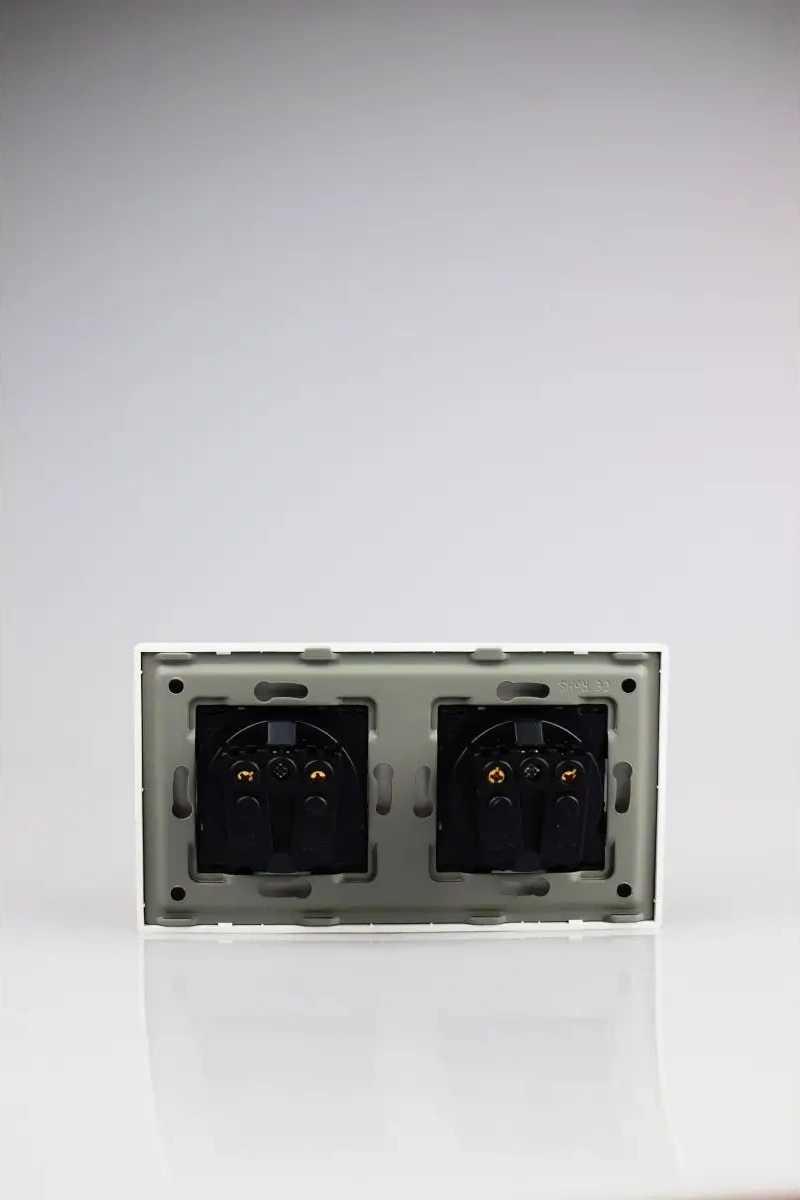 Vo'stabl Topraklamalı Çiftli Beyaz Priz 145892365 102