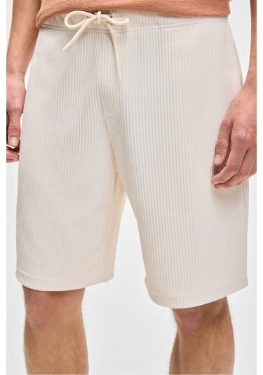 Grimelange MALYES Erkek Beli Lastikli Kordonlu Yanda Çift Arkada Tek Cepli Relaxed Fit Krem Şort & Bermuda