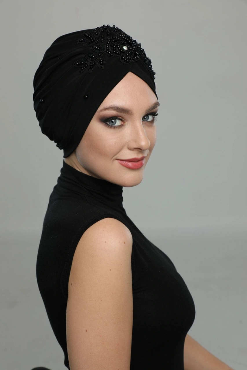 Kopma Astarlı Işlemeli Siyah Gül Motifli Hazır Türban Tesettür Abiye Bone Siyah Gül