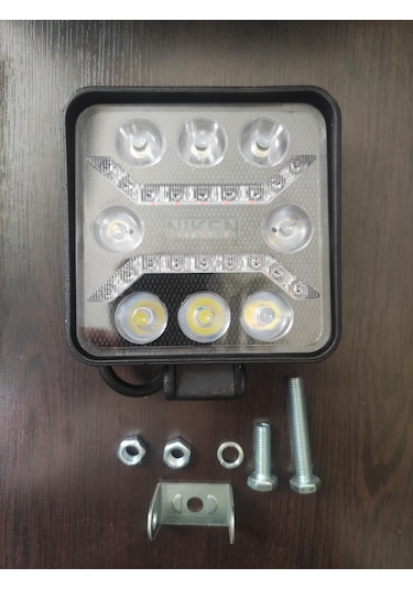 Niken Çalışma Lambası Pro 8 Ledli Kare 3 Fonksiyonlu