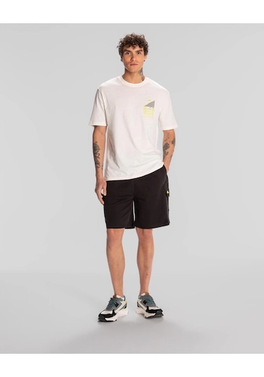 Kappa Authentic Spacetime T-shirt Erkek Beyaz Regular Tişört Siyah Kappa Authentic Spacetime T-shirt Erkek Beyaz Regular Tişört Siyah