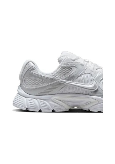 Nike Women's V5 Rnr Sneaker Beyaz Beyaz