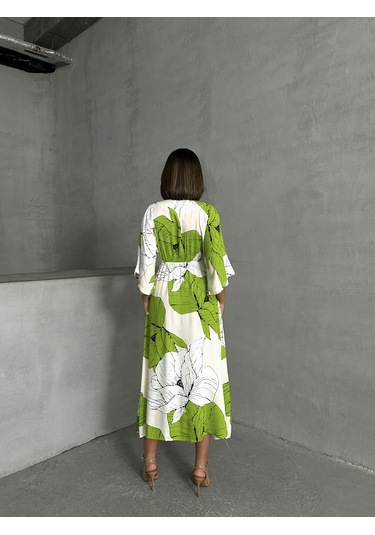 Kadın Kruvaze Yaka Yırtmaçlı Uzun Yazlık Elbise Yeşil - Beyaz