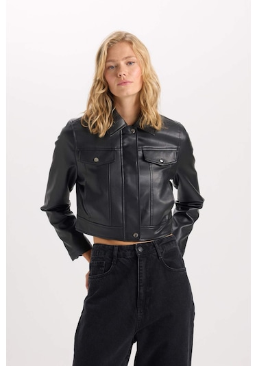 DeFacto Su İtici Suni Deri Mont Polo Yaka Cepli Fermuarlı Çıtçıtlı D5774AX25SPBK27 Siyah