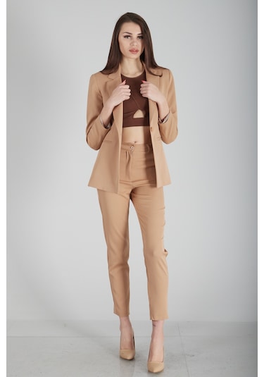 Feminist Camel Klasik Yaka Ceketli Takım 0106309.09 Camel