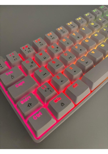 Renkli Işıklı Rgb Klavye