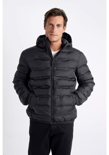 DeFacto Su İtici Şişme Mont Slim Fit Dar Kesim Kapüşonlu Fermuarlı Cepli D1185AX24WNBK27