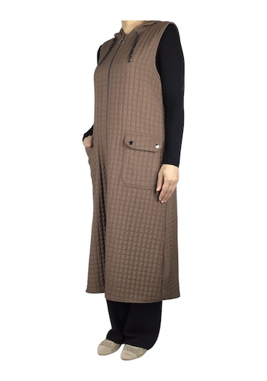 Önü Fermuarlı Kapüşonlu Üstten Cepli Kapitone Yelek Kapitone2 Kahverengi