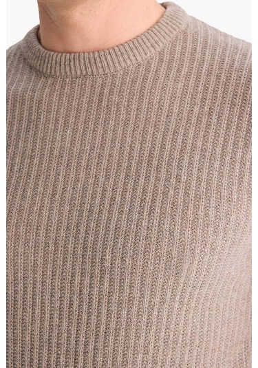 Defacto Standart Fit Bisiklet Yaka Triko Kazak E0811AX25WNBG216 Bej Defacto Standart Fit Bisiklet Yaka Triko Kazak E0811AX25WNBG216 Bej