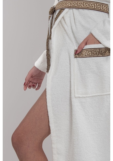 Güvenal Valentis Desenli İşlemeli Kutulu Kadın Erkek Pamuk Bornoz Sabahlık Bornoz Seti Çeyiz Hediyelik 2 Kahverengi