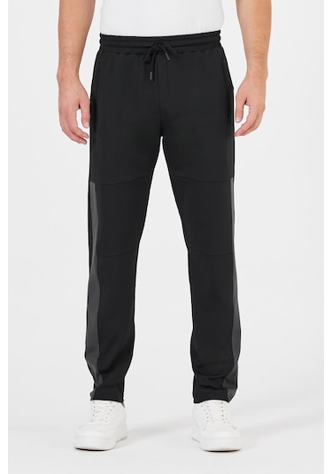 Erkek Siyah Standart Fit Normal Kesim Düz Paça Cepli Rahat Jogger Eşofman Altı Siyah