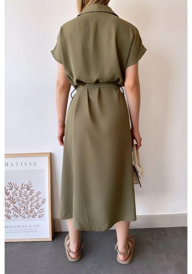 Kadın Haki Kısa Kol, Gömlek Yaka, Düz Desen, Çift Cepli, Aerobin Kumaş, Kuşaklı Maxi Elbise Haki