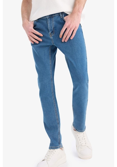 DeFacto Sergio Regular Fit Normal Kalıp Normal Bel Boru Paça Jean Pantolon E7024AX25SPNM28