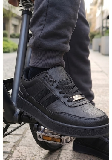 In Step Black Legend Series: Siyah Unısex Çocuk Spor Ayakkabı