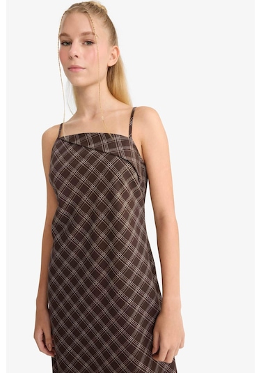 Defacto Coool Çapraz Yaka Kareli Askılı Midi Elbise E4397ax25aubn549 Kahve