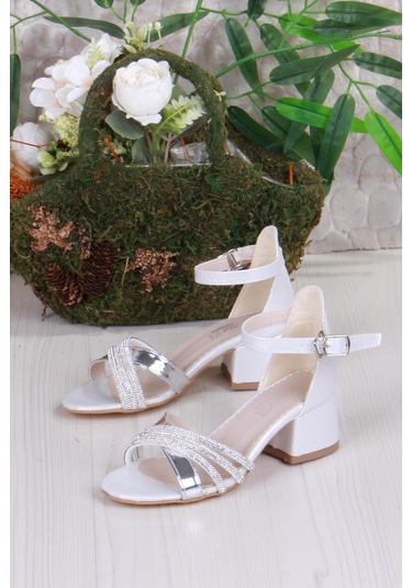 Fort 352091 Taşlı Detaylı Topuklu Kız Çocuk Abiye Ayakkabı Siyah