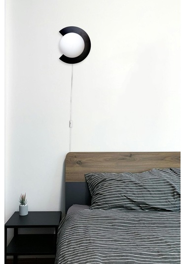 Kesik Aplik Fişli Siyah