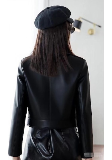 Kadınlar İçin Eğik Fermuarlı Günlük Kısa Deri Ceket Kırmızı