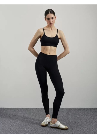 Zarına Fitness İçin Askılı Çizgili Spor Üst 232324093 Siyah