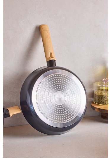 Danish Cook Black İndüksiyon Tabanlı 7 Parça Tencere Seti Siyah