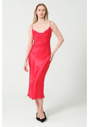 Degaje Döküm Saten Midi Elbise Kırmızı