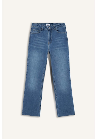 DeFacto Crop Flare Fit Yüksek Bel Bilek Boy Jean Yıkamalı Pantolon E8018AX25SMNM28 DeFacto Crop Flare Fit Yüksek Bel Bilek Boy Jean Yıkamalı Pantolon E8018AX25SMNM28