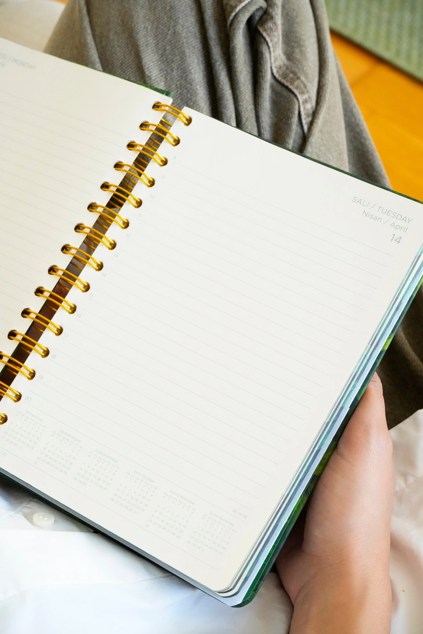Spiralli Sert Kapak 2026 Günlük Ajanda A5 2544