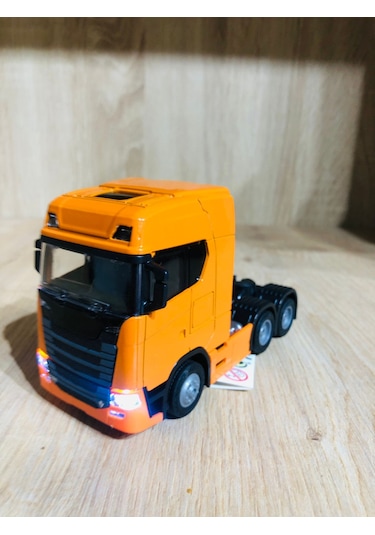 Sesli Işıklı Ölçekli 1/43 Dorsesiz Tır Kafası Açılabilir Kupalı Sarı