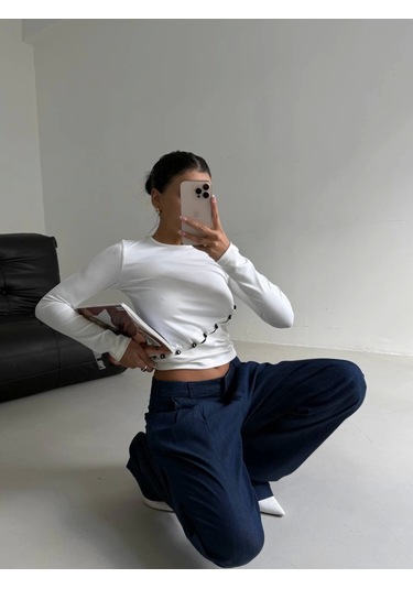 Asimetrik Alt Detaylı Bluz Beyaz Beyaz