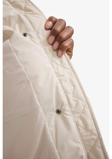 Defacto Su Geçirmez Oversize Fit Çıtçıtlı Şişme Bej Kadın Mont E9266ax/bg779 Bej Defacto Su Geçirmez Oversize Fit Çıtçıtlı Şişme Bej Kadın Mont E9266ax/bg779 Bej