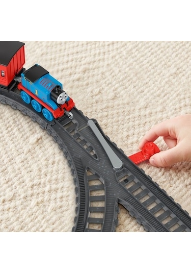 Thomas ve Arkadaşları Knapford Istasyonu  Hgx63