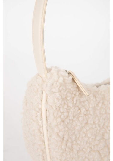 Defacto Kadın El Pelüş Çantası B0802AXNSBG26 Bej