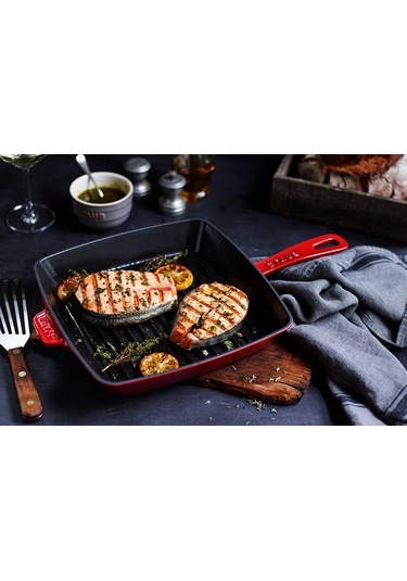 Staub Döküm Amerikan Izgara Tava  Kırmızı 26*26 cm