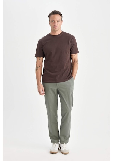 DeFacto %100 Pamuk New Regular Fit Bisiklet Yaka Basic Düz Kısa Kollu Tişört V7699AZ25SPBN192 DeFacto %100 Pamuk New Regular Fit Bisiklet Yaka Basic Düz Kısa Kollu Tişört V7699AZ25SPBN192