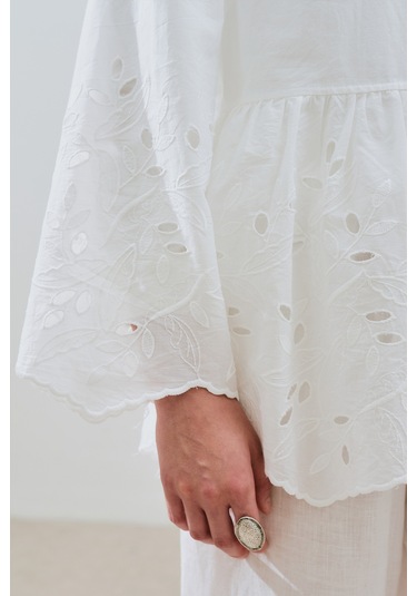 Bağlamalı Nakışlı Tunik Ekru Ekru