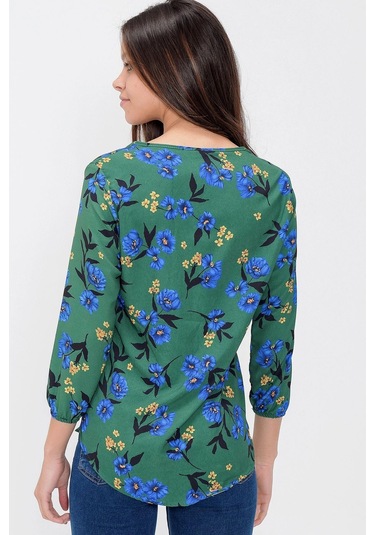 Kadın Yeşil Yakası Yırtmaçlı Krep Bluz Truvakar Kol Çicekli Ve Giy Çık - Tesettüre Uygun Yeşil