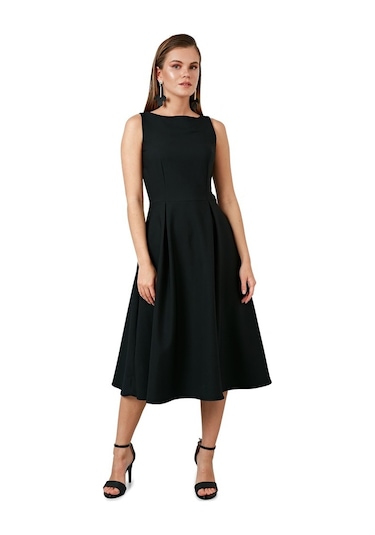 Lela Bisiklet Yaka Regular Fit Cepli Pileli Midi Bayan Elbise 6051963 Siyah