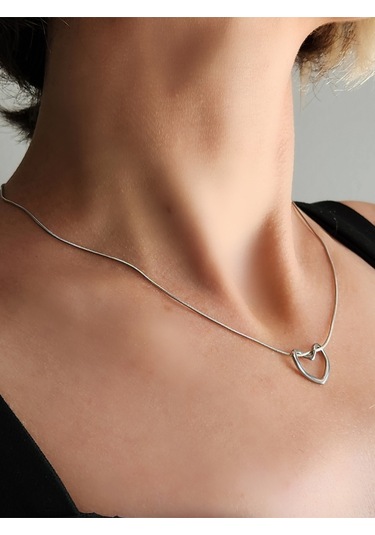 Kalpli Düğüm Loop Silver Gümüş Renkli Kolye