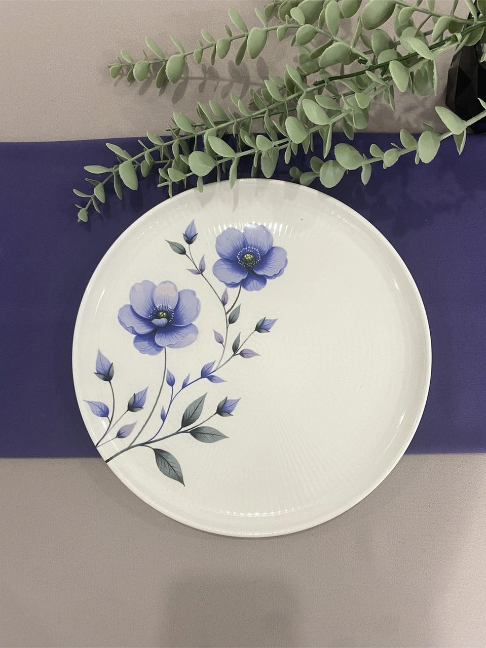 Mor Menekşe Model 25 Cm Büyük Servis Tabağı Mor