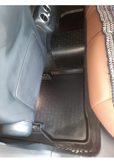 Mercedes E W212 4D Paspas Siyah Ve Plastik Setli Bagaj 2009  2015