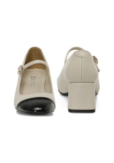 Butigo 25k-2039 5pr Bej Kadın Topuklu Ayakkabı 000000000102042786 Bej-sıyah