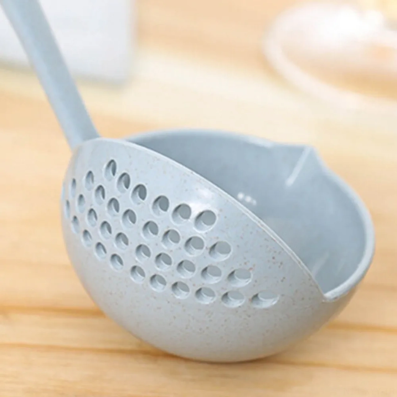 Yaleker Çevre Dostu Askılı Kelleli Kaşık - Yiyecek Grade Plastik, Sürekli Kullanımlı, Filtre Fonksiyonu, Yeşil Renk Pembe