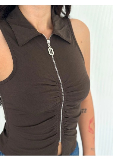 Yakalı Tam Fermuarlı Kolsuz Bluz - Kahverengi Siyah