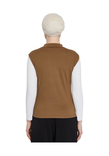 Organik Kolsuz Balıkçı Yaka Likralı Kadın Sıfır Kol Body Açık Çikolata