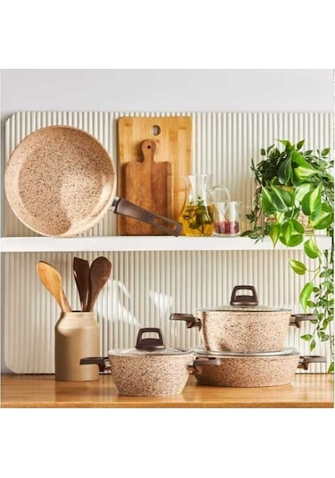 7 Parça Krem Rengi Döküm Tencere Seti Ve Tava Granit Kaplama, Şık Ve Dayanıklı Siyah